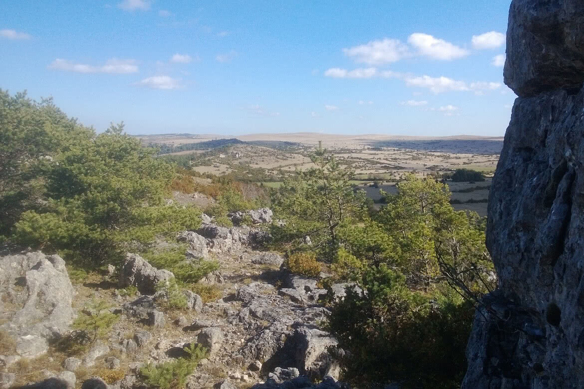 landschaft larzac.jpg