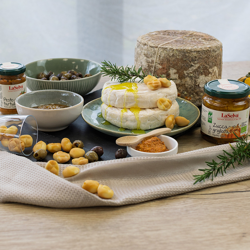 Bio-K&auml;se und Feinkost Tasting Sets f&uuml;r zu Hause: Premium Genusserlebnis mit Online-Sommelier-Begleitung