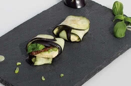 allgaeuer limburger gegrillte auberginen paeckchen